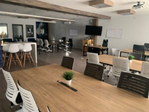 Renta de Oficina Física Amueblada